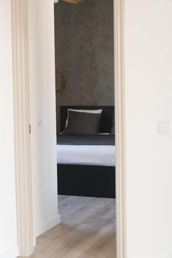 Moderne Villa Met Verwarmd Zwembad In คอร์ราเลโฮ ภายนอก รูปภาพ